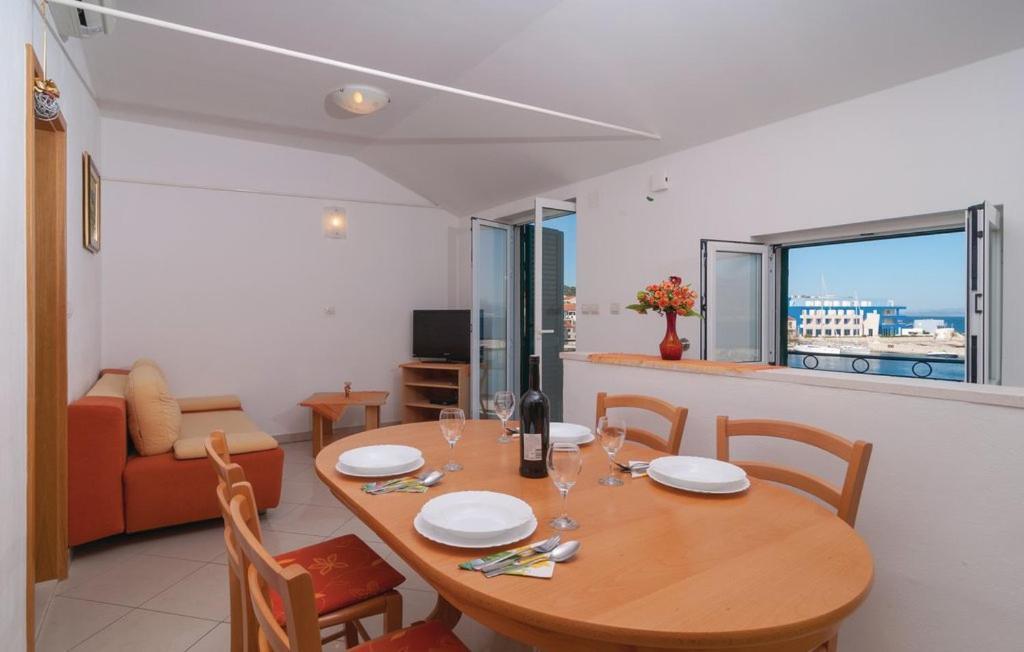 Direct At Sea Apartment Постира Екстериор снимка