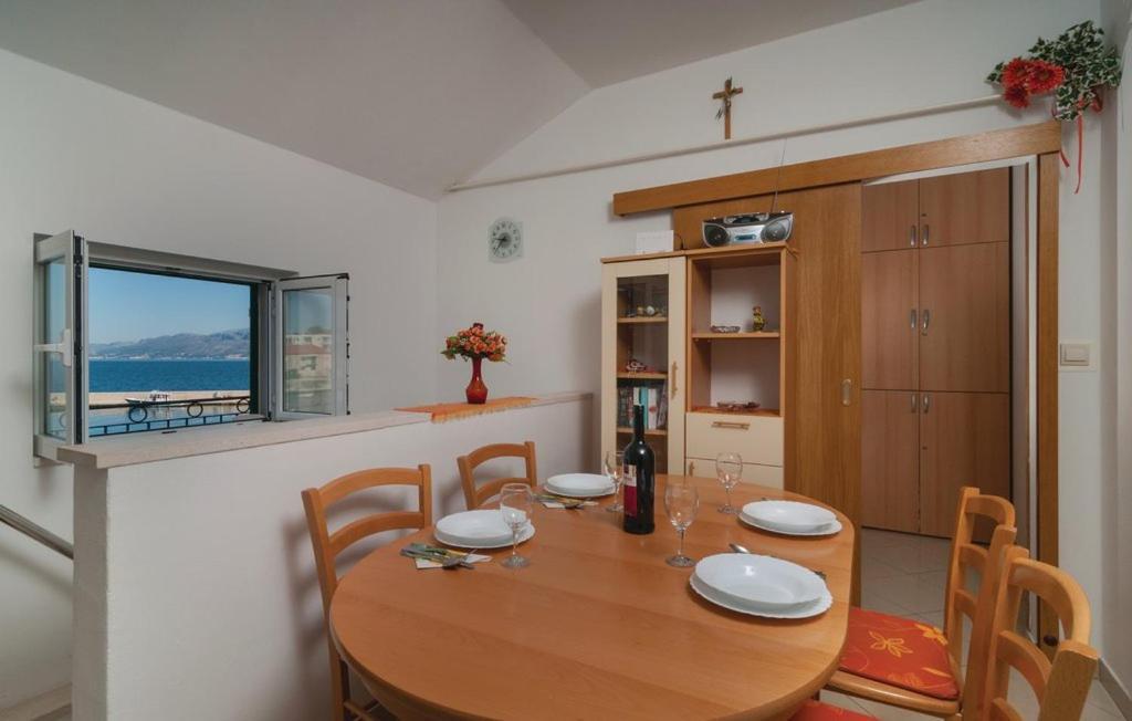 Direct At Sea Apartment Постира Екстериор снимка